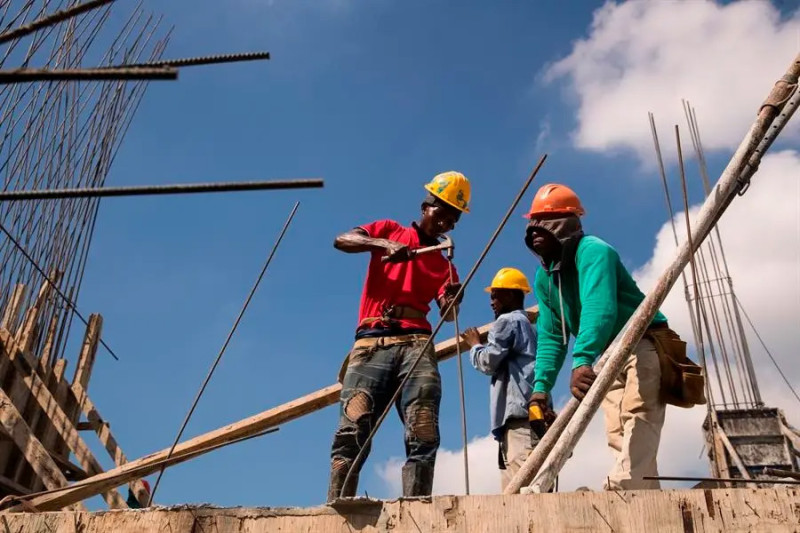 Sector construcción pide soluciones rápidas ante ralentización de sus procesos
