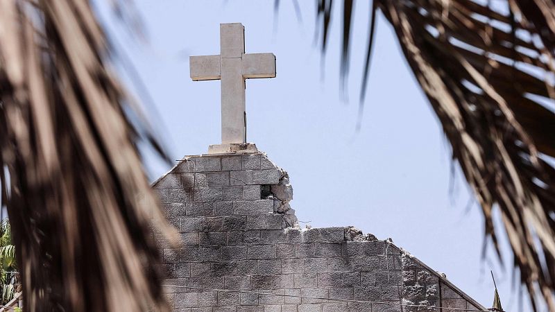Israel califica como un “error” bombardeo a iglesia católica en Gaza