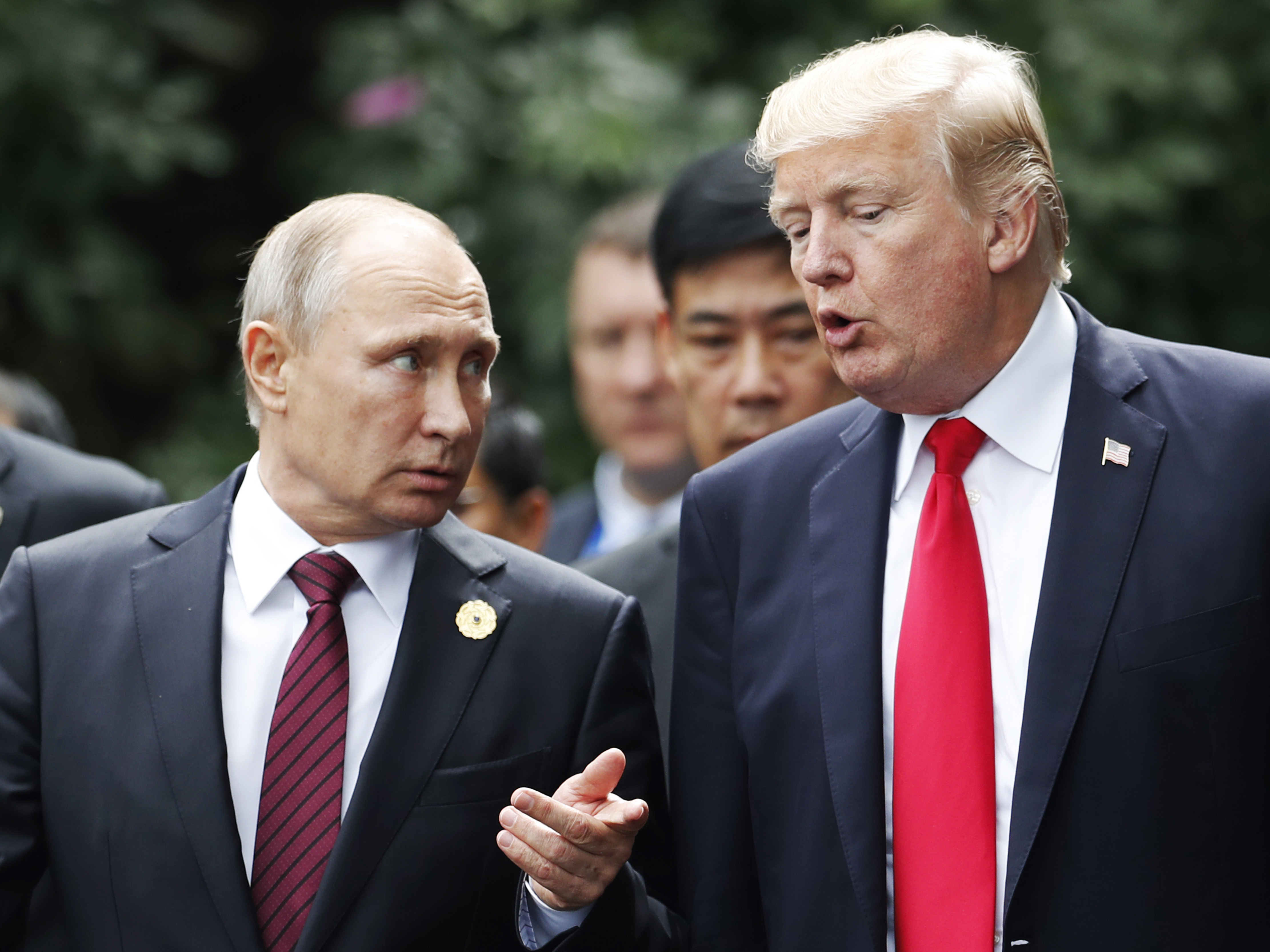 Trump amenaza a Putin con aranceles del 100 % si en 50 días no hay un acuerdo de paz en Ucrania