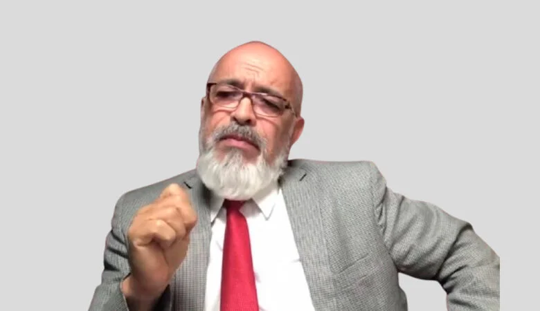 ¿Por qué Ángel Martínez no puede salir del país pese a tener un permiso judicial de 30 días?