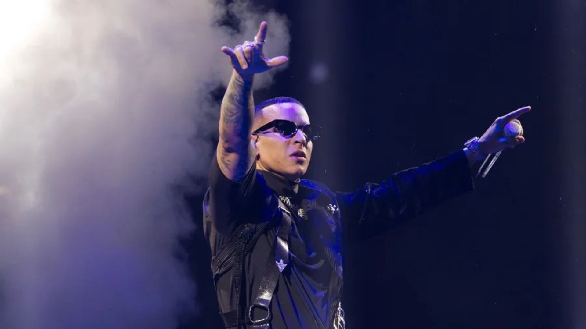 Daddy Yankee anuncia volverá a la industria musical en la Semana Billboard