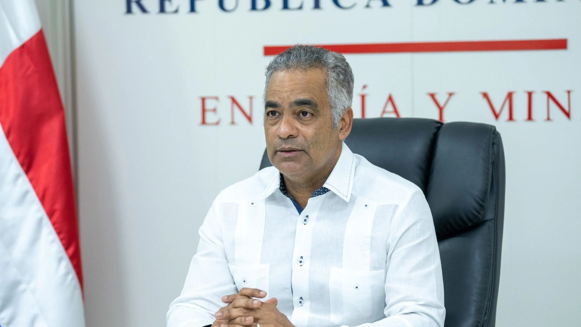 Ministro de Energía asegura Gobierno aportará 612 megavatios al sistema eléctrico nacional