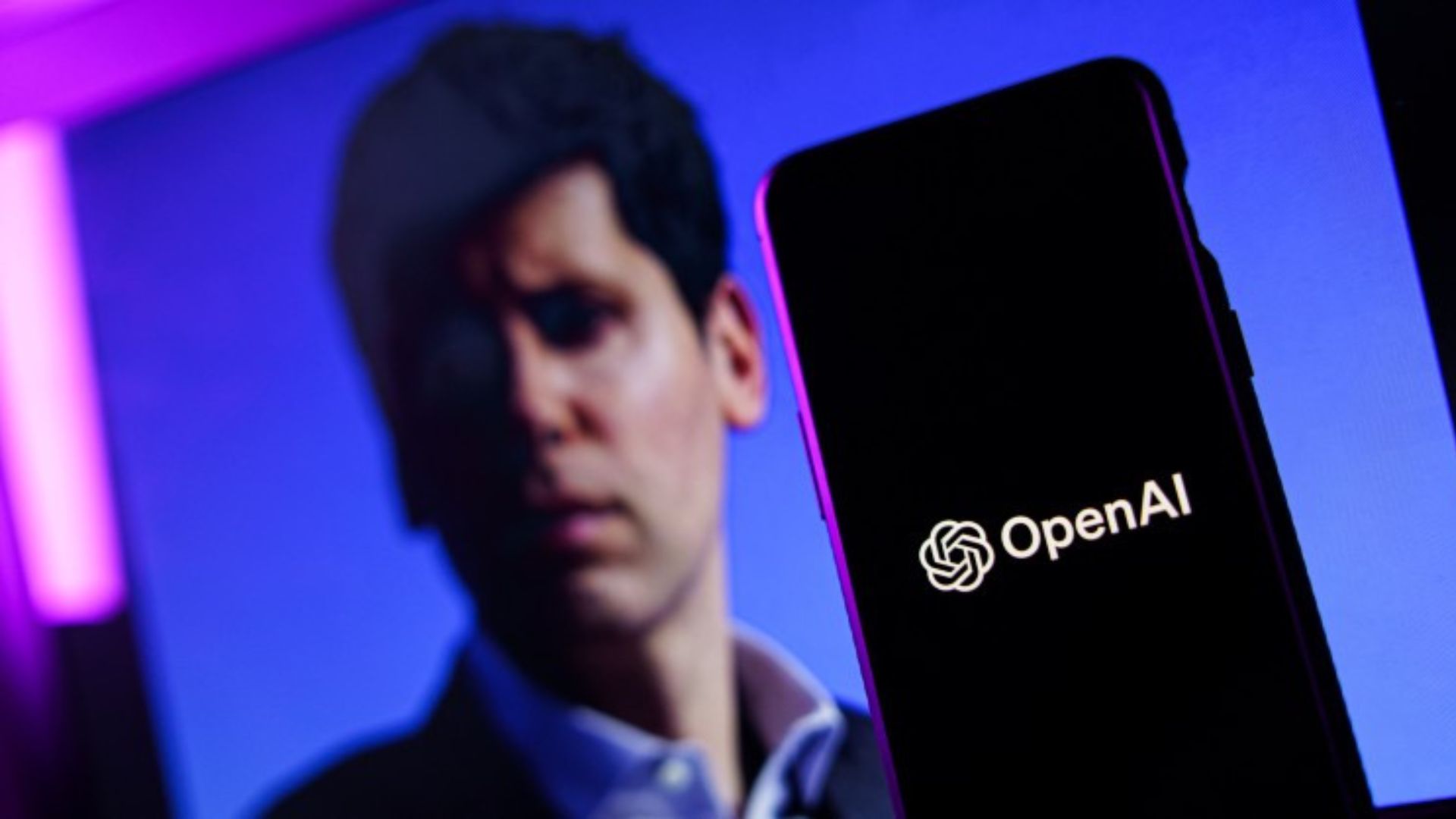 OpenAI lanza dos modelos abiertos de inteligencia artificial personalizables y gratuitos