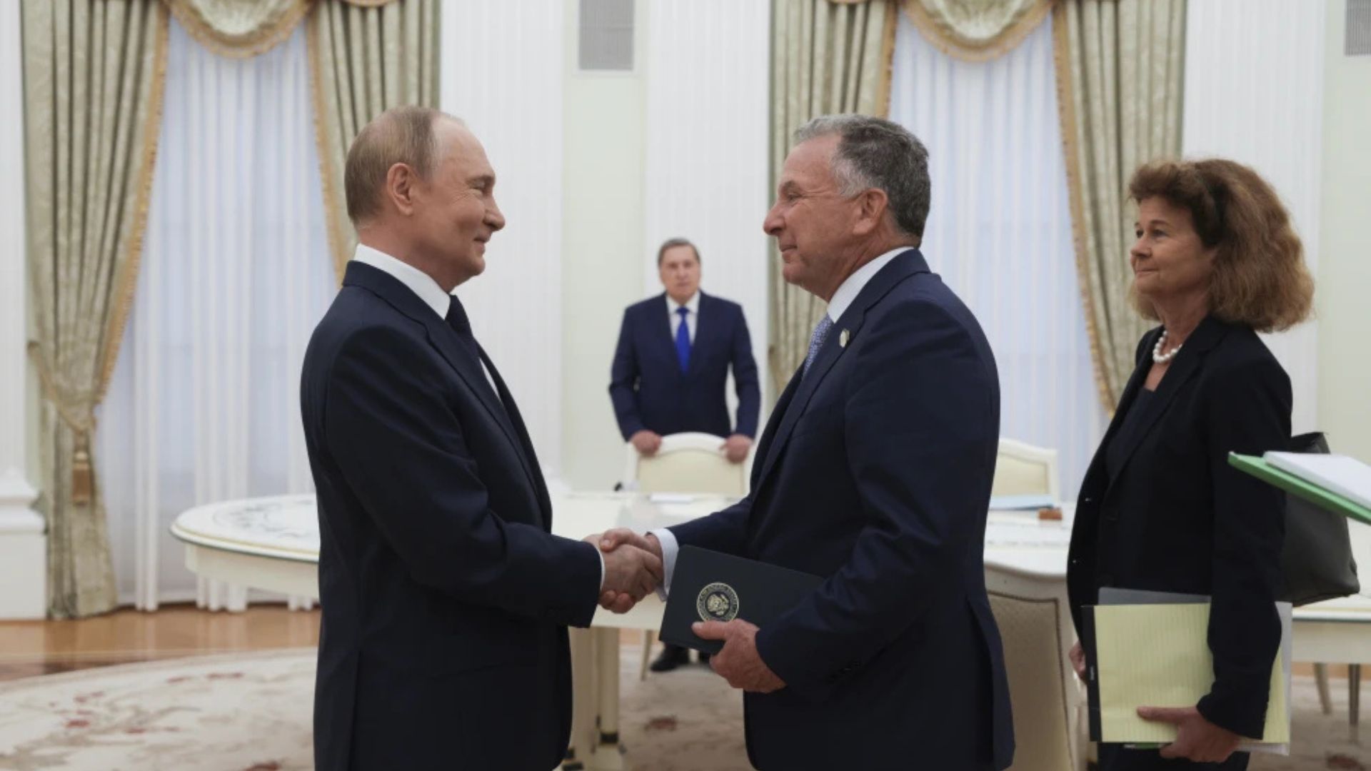 Trump podría reunirse en persona con Putin la próxima semana, dice funcionario de la Casa Blanca