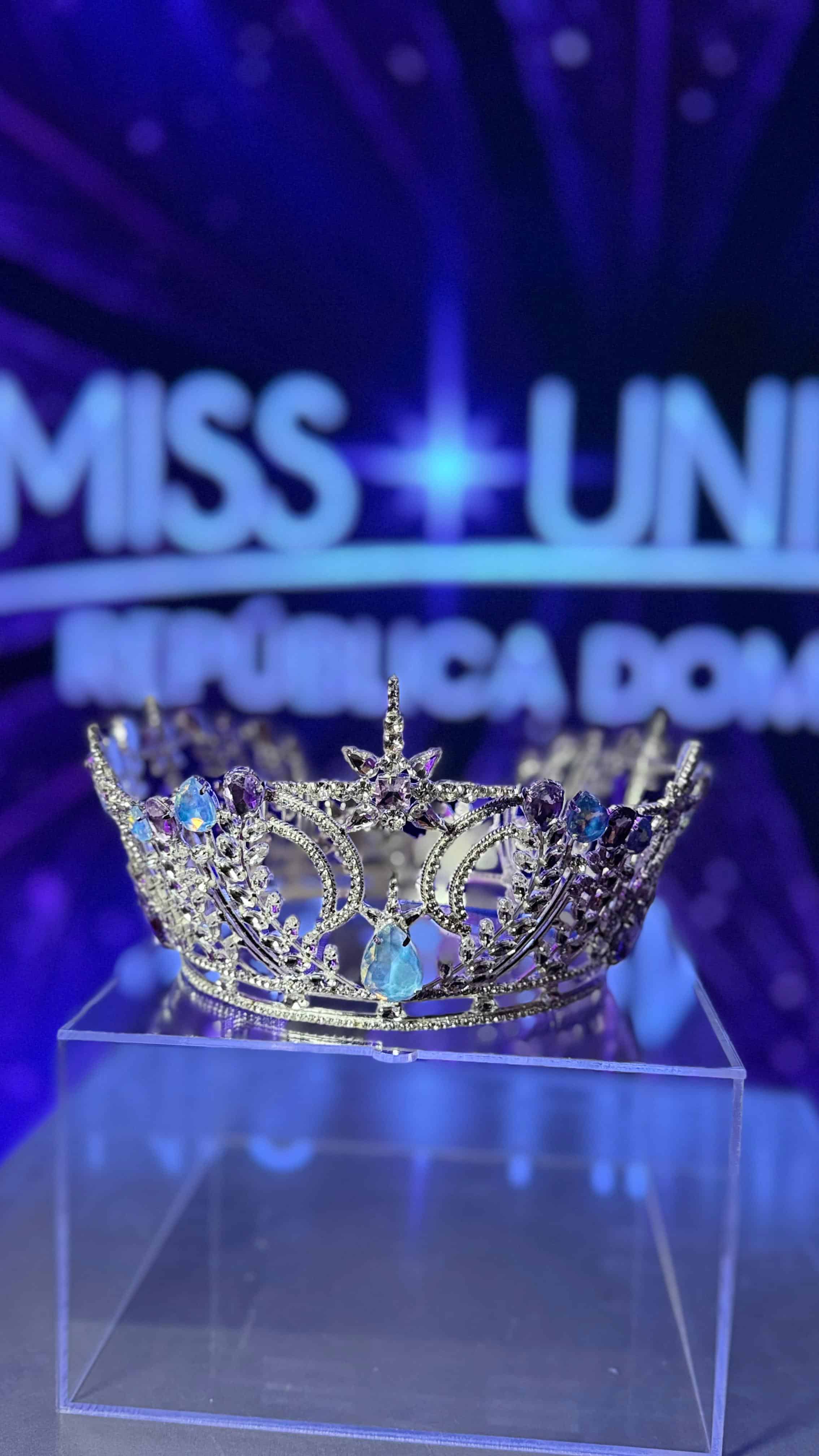 Miss República Dominicana Universo presenta nueva corona inspirada en la identidad nacional