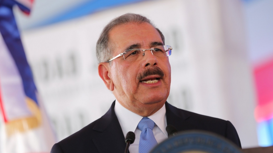 Danilo Medina sobre debate con Abinader: “Tendría que humillarlo”