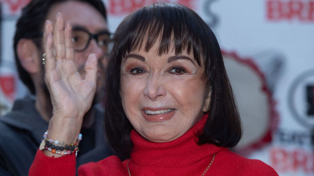 Hospitalizan de emergencia a María Antonieta de las Nieves, “La Chilindrina”