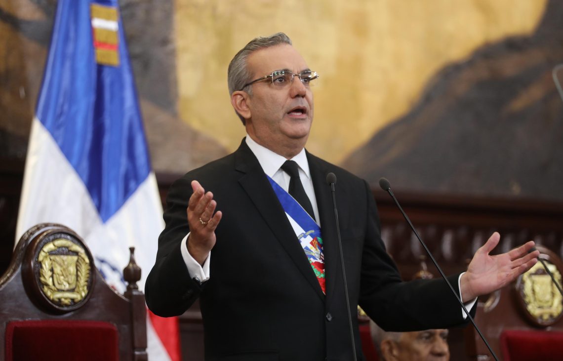 Abinader rompe su tradición del 16 de agosto