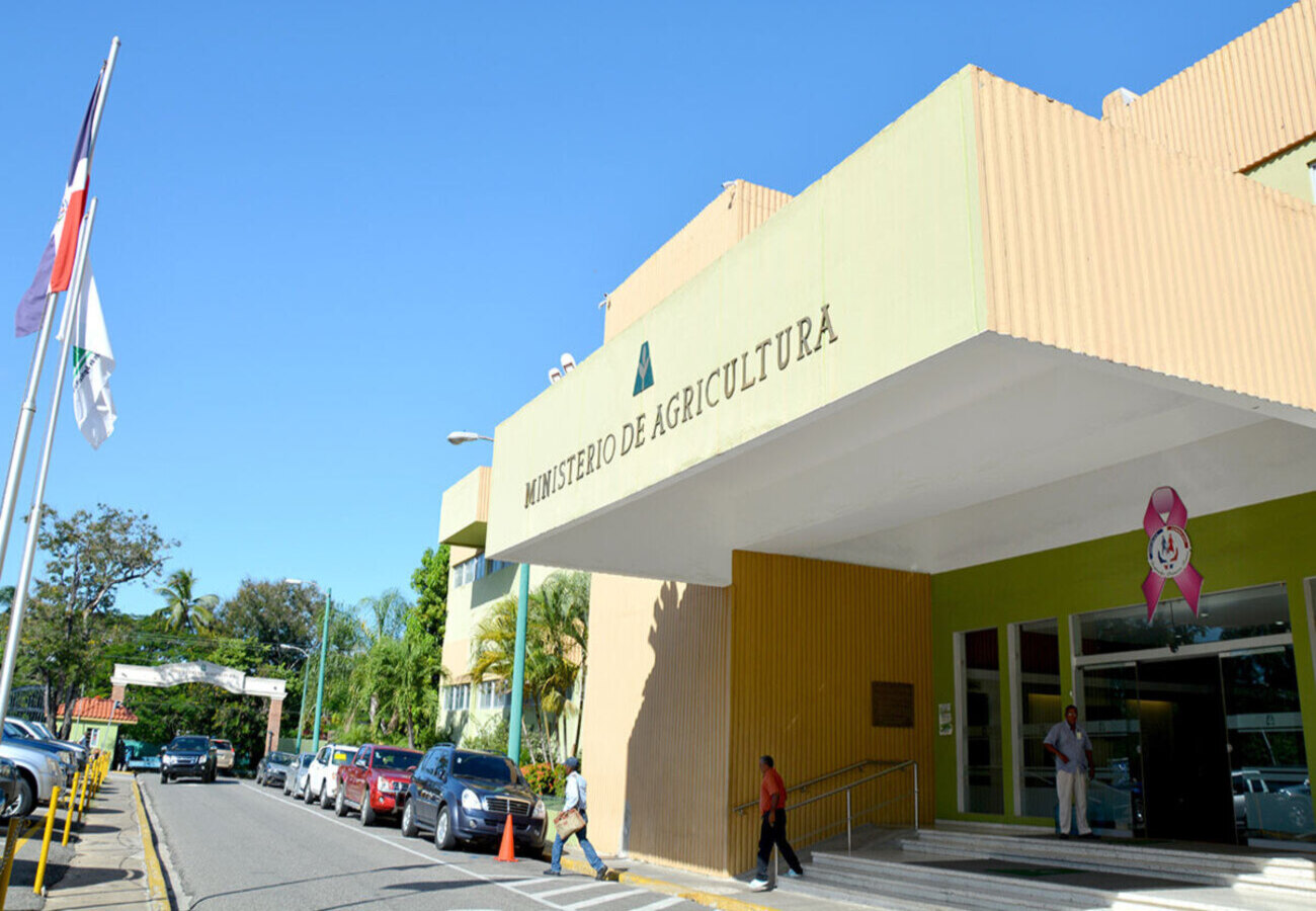 ¿Qué pasa en el Ministerio de Agricultura? Niegan arresto de funcionarios por desvío de fondos