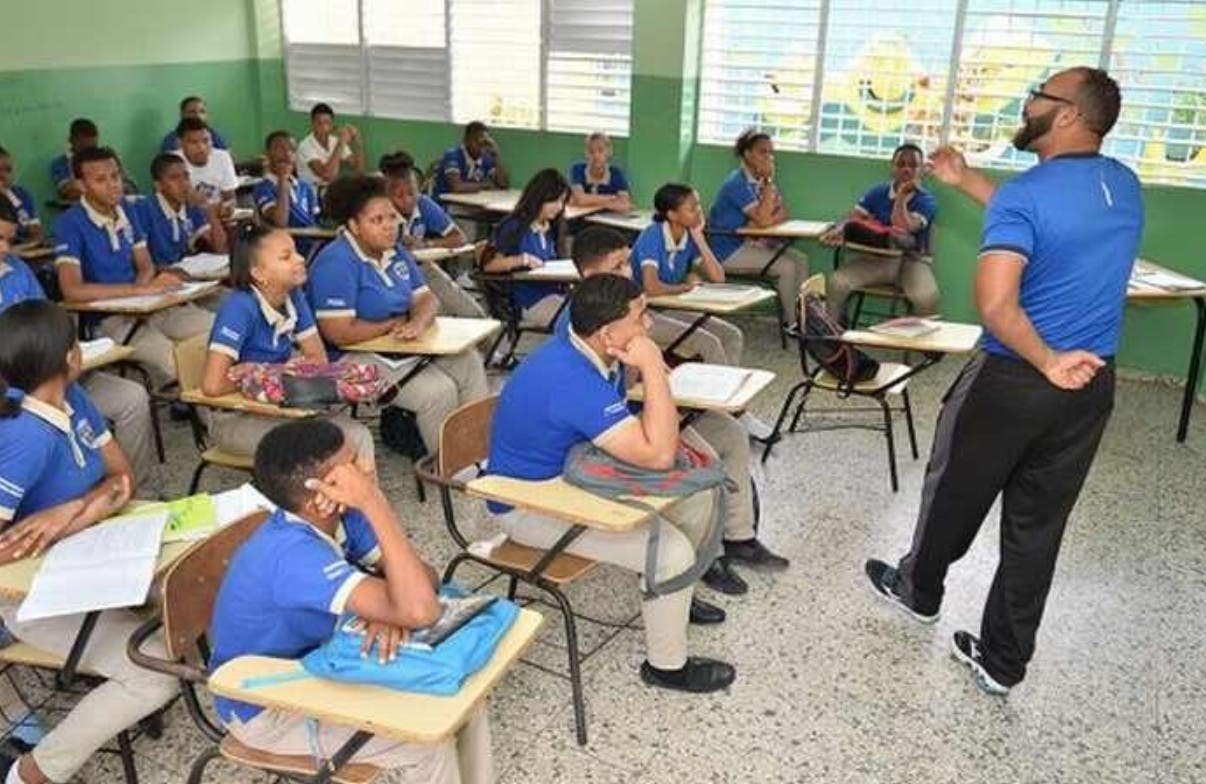 Así se repartió el gasto público en RD durante agosto
