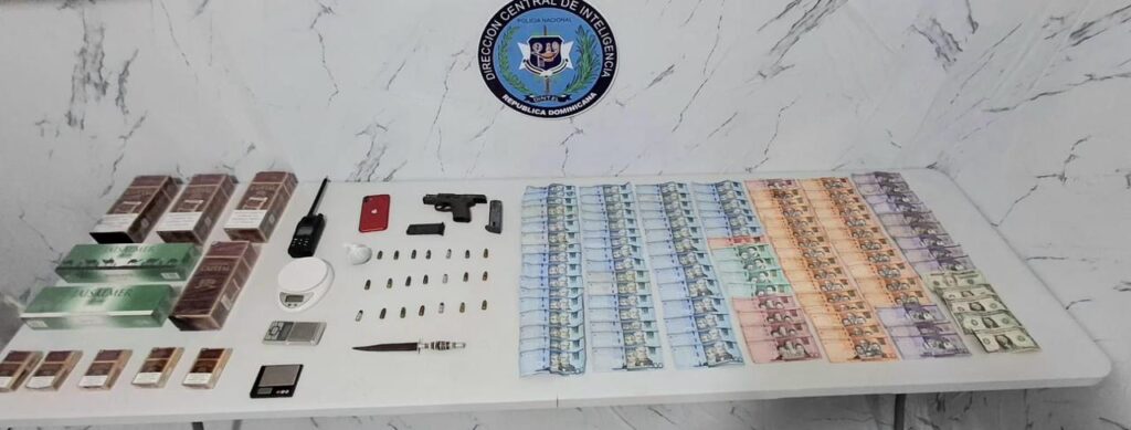 Ocupan armas, drogas, dinero y cigarrillos de contrabando en allanamientos en SFM