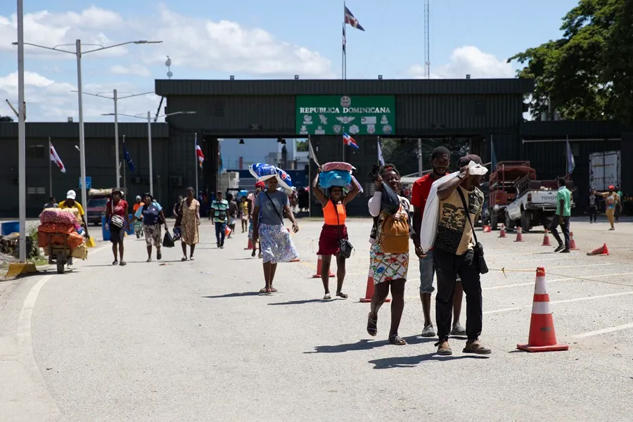 Más de 115.000 haitianos han salido voluntariamente de República Dominicana este año