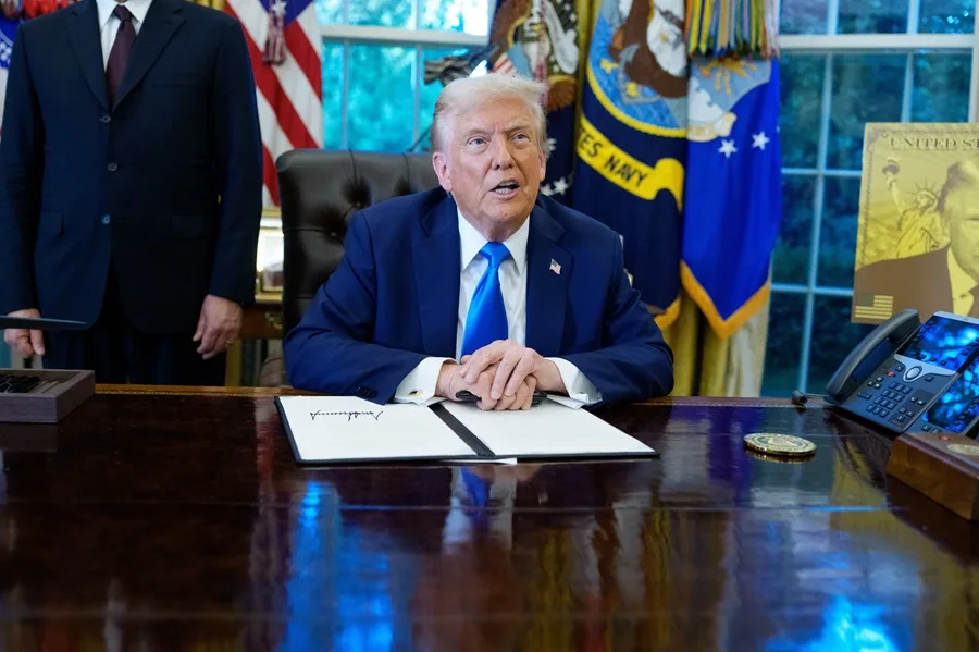 Trump dice que Venezuela pagará alto precio si no readmite a sus «presos» que están en EE.UU.