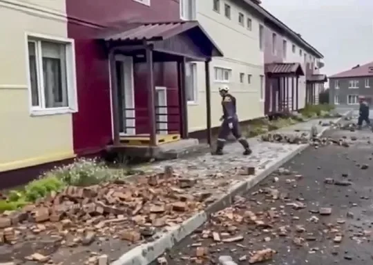Nuevo terremoto de magnitud 7,8 y breve alerta de tsunami en Rusia
