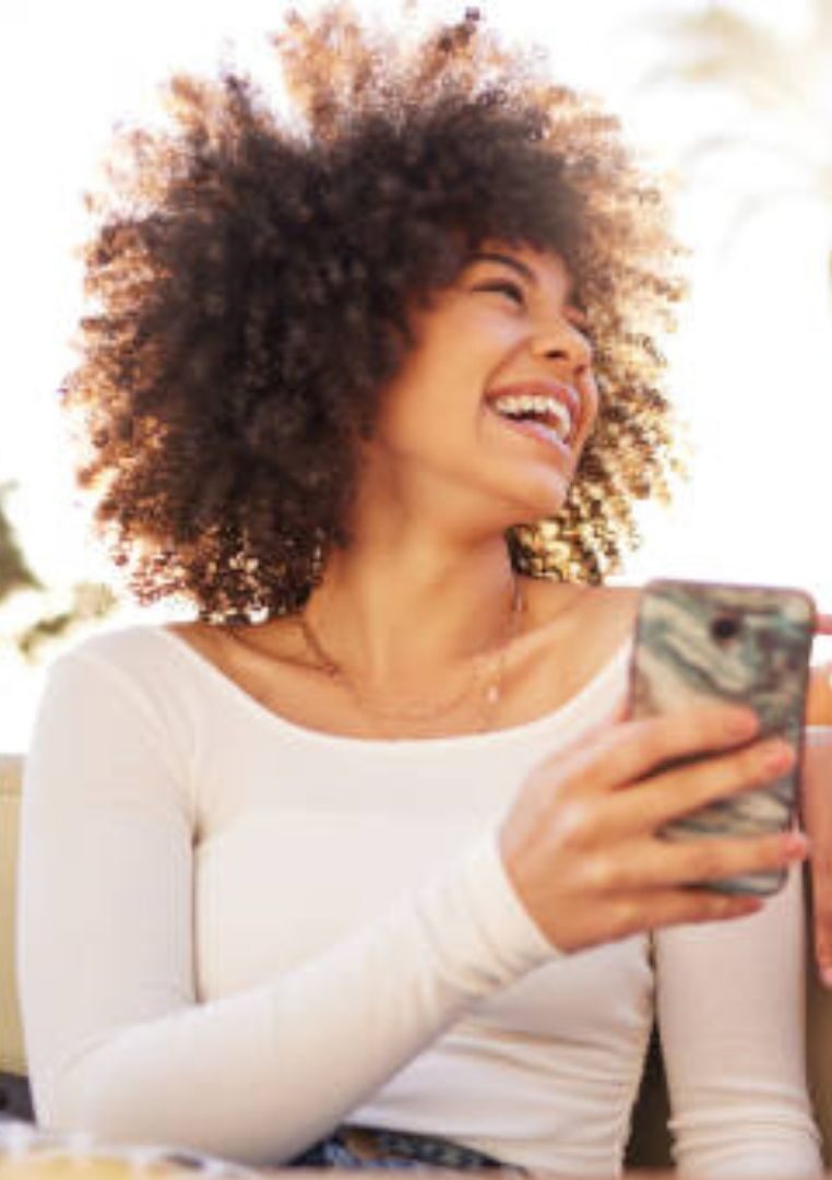 El impacto de tener pocos amigos en la salud y las relaciones, según la psicología