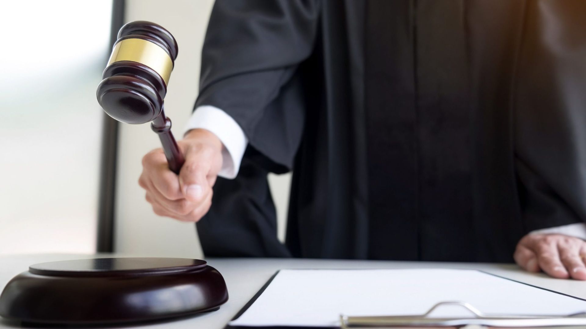 Dictan tres meses de coerción a cinco jóvenes por abuso sexual en Los Tres Brazos