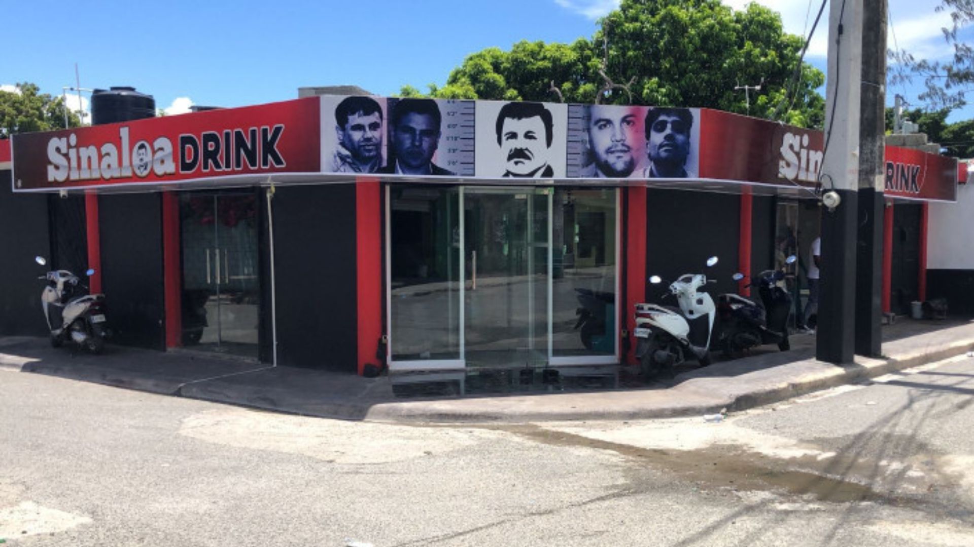 Autoridades allanan el «Drink Sinaloa» antes de su inauguración en Baní