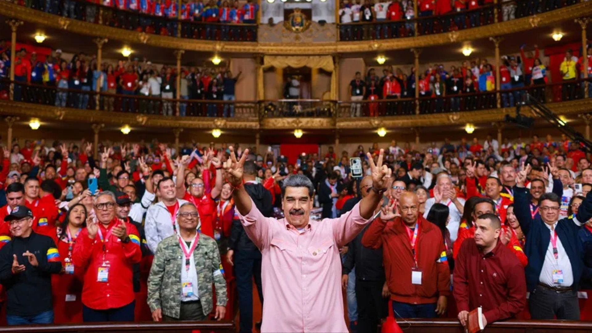 Maduro convoca a las bases del chavismo a preparar la “lucha armada” en caso de “agresión”