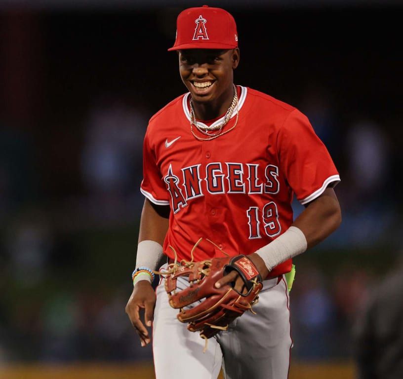 ¿Quién fue el último dominicano en debutar en las Grandes Ligas?