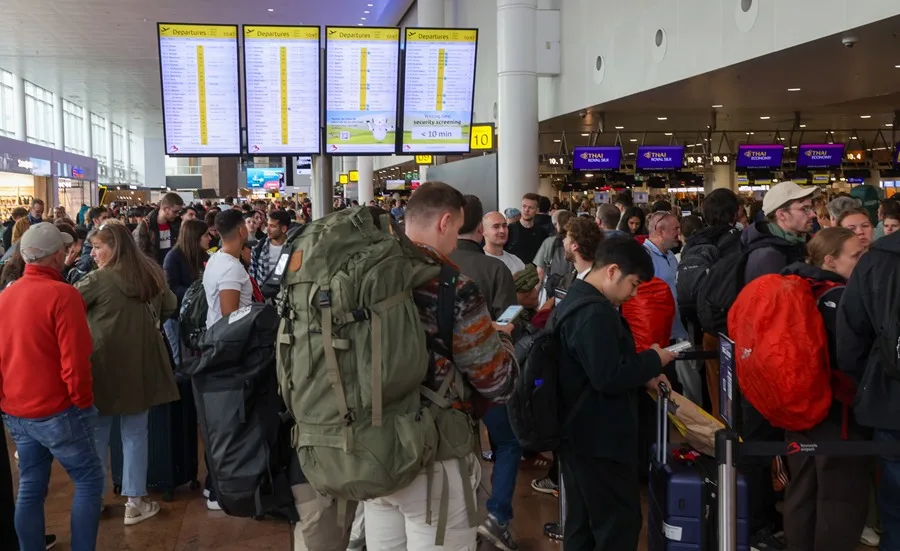 Continúan las cancelaciones de vuelos en el aeropuerto de Bruselas por el ciberataque