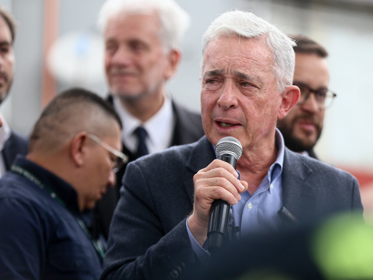 El expresidente Álvaro Uribe buscará volver al Congreso de Colombia en 2026