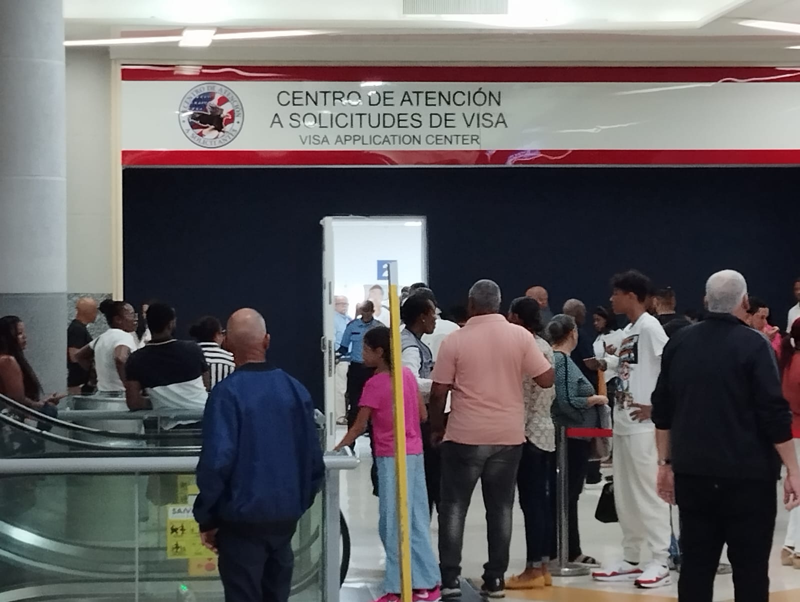 Embajada de EE.UU. cierra su centro de visas en Sambil por lluvias: esto deben hacer los solicitantes