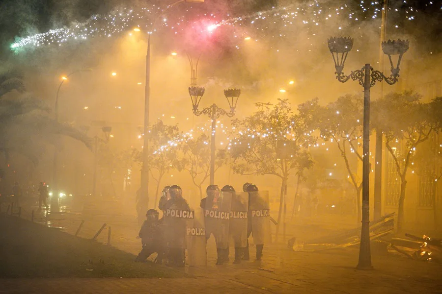 Nuevos enfrentamientos durante protestas de la ‘Generación Z’ dejan al menos tres heridos en Lima