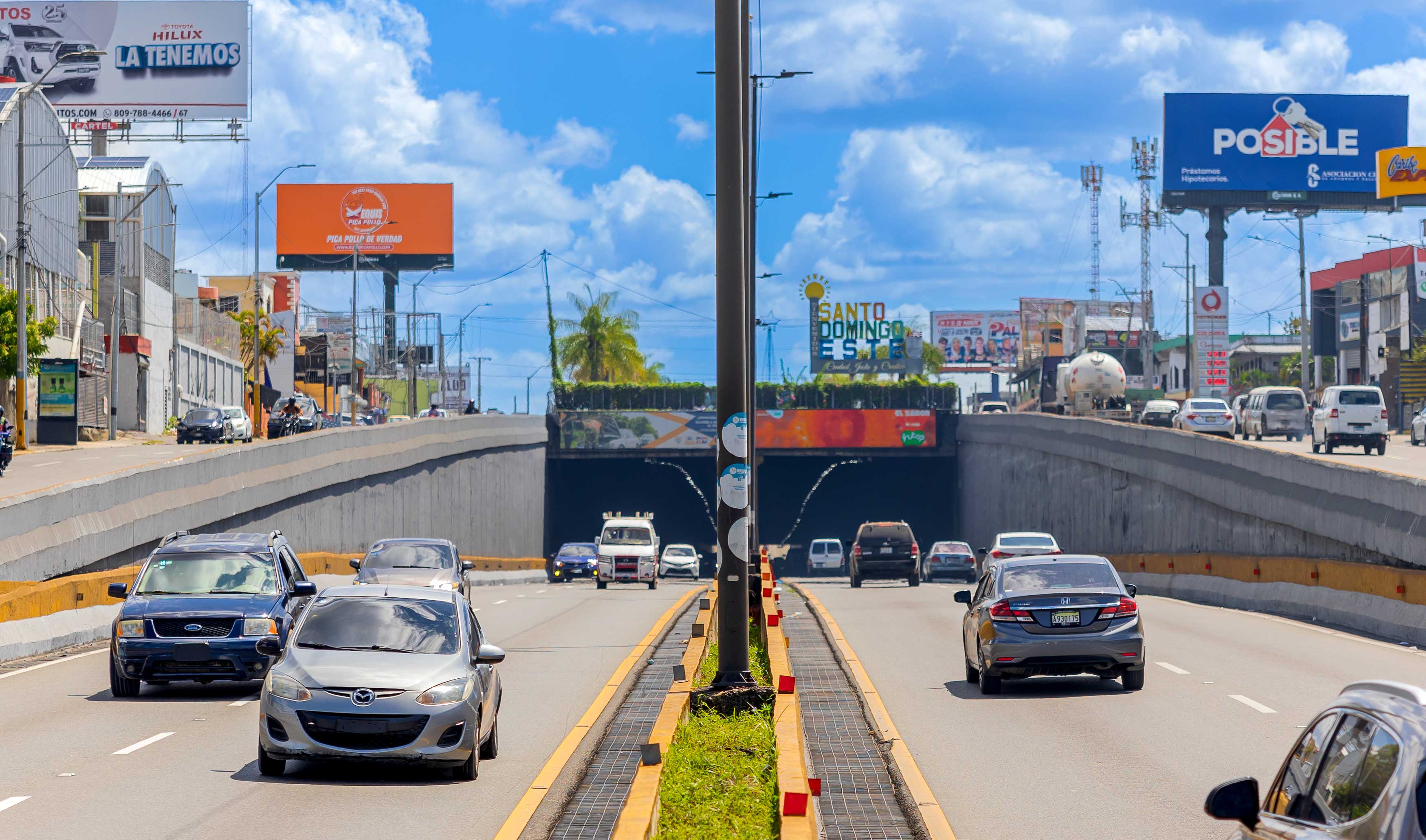 Obras Públicas cierra pasos a desnivel y puentes en el Gran Santo Domingo por mantenimiento