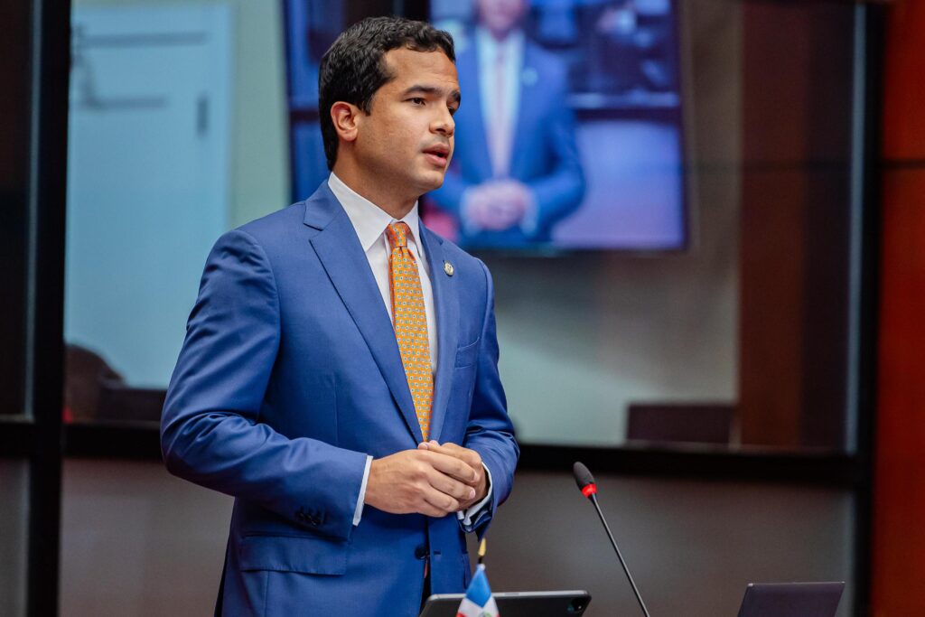 Omar Fernández: “La Fuerza del Pueblo está lista para gobernar a partir de 2028”