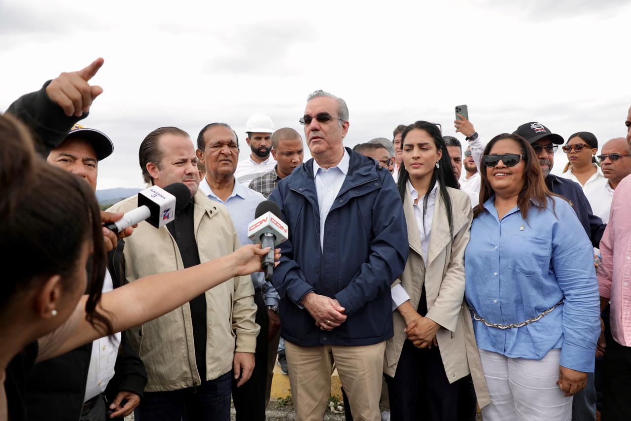 Abinader supervisa niveles de presas de Hatillo, Monción, Tavera y Rincón