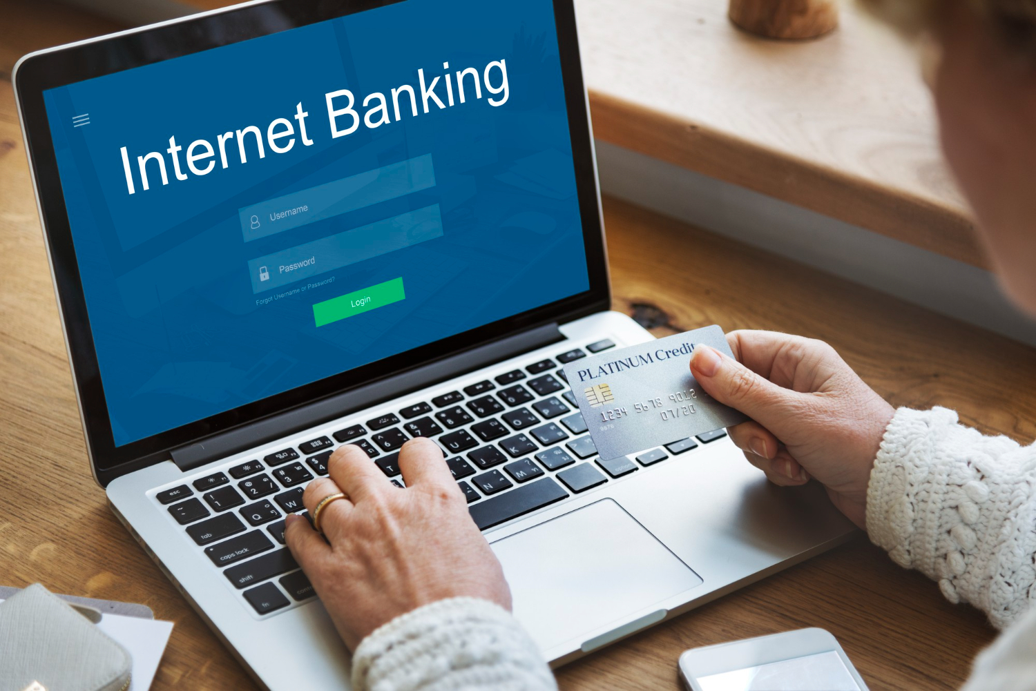 Cada vez más dominicanos prefieren el banco en su celular
