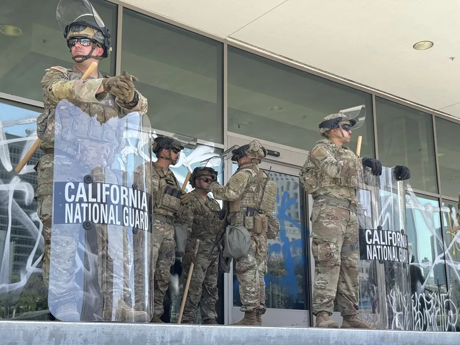 ¿Qué es la Ley de Insurrección que Trump se plantea invocar ante las protestas?