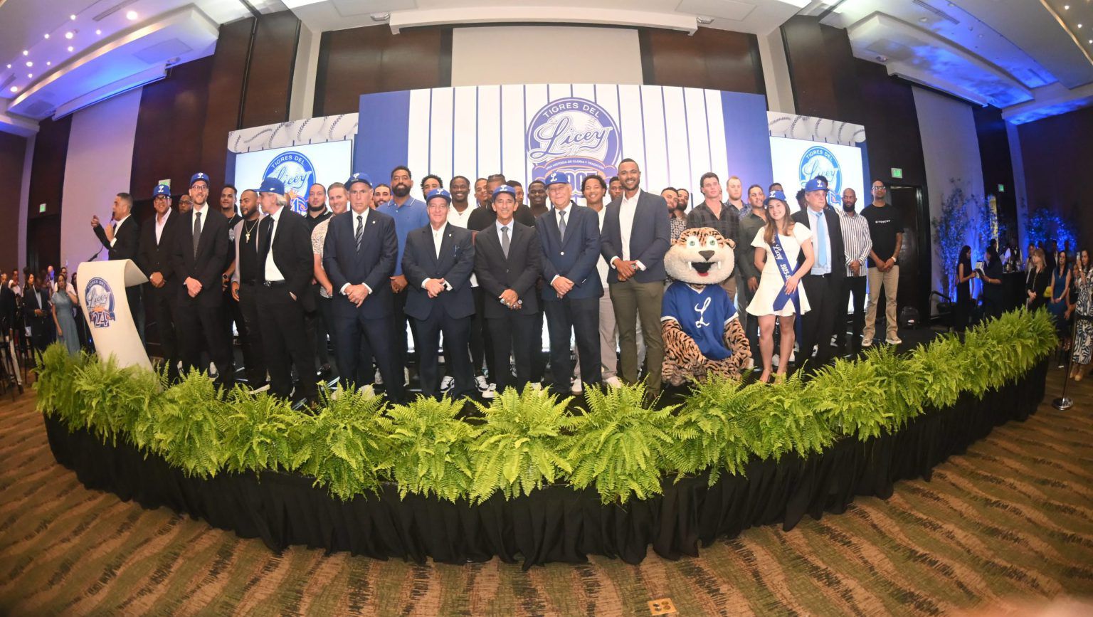 Licey da inicio formal a temporada de béisbol 2025-26