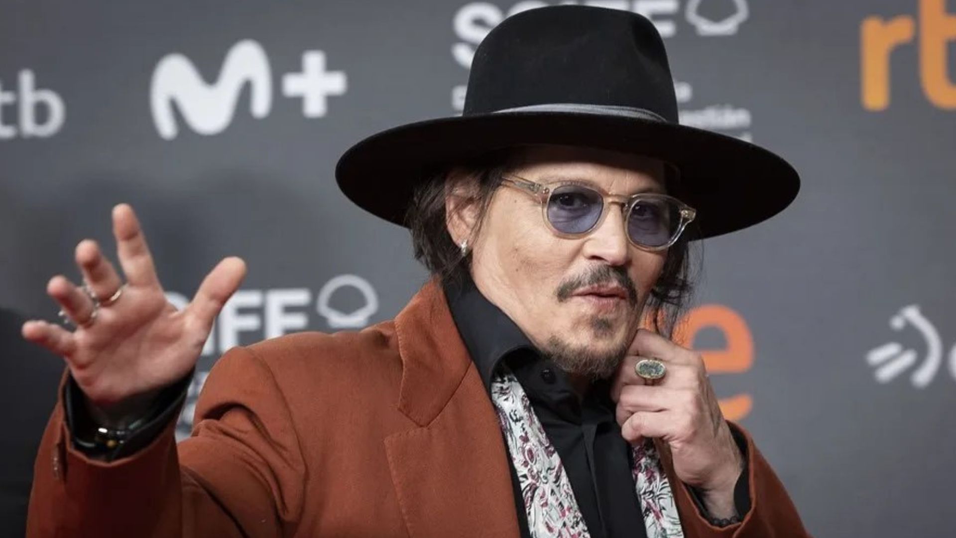 Johnny Depp dona 56.000 euros al Centro Musical de Massanassa, en Valencia