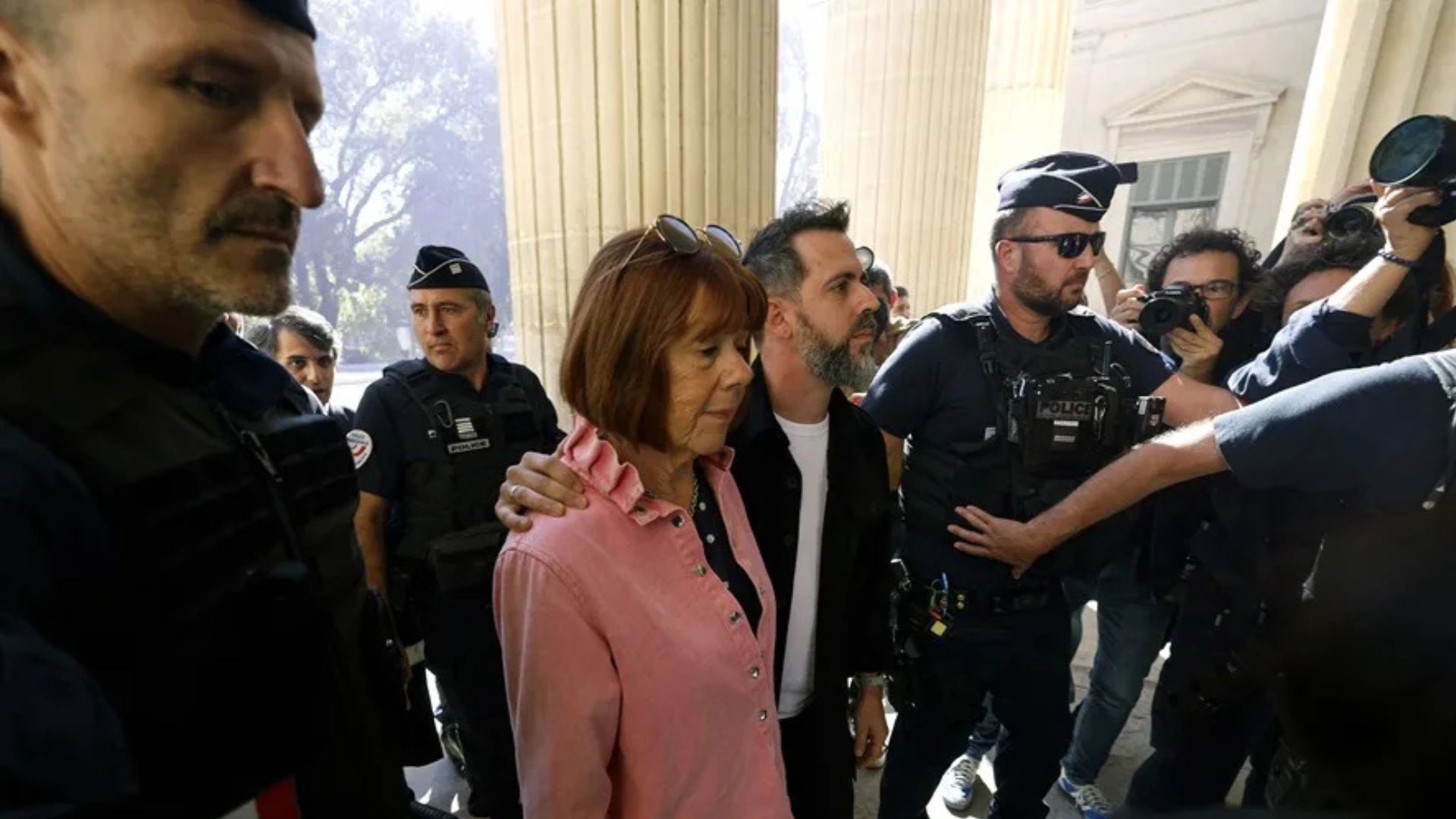 Empieza el juicio en apelación del caso Pelicot con un acusado y la reaparición de Gisèle