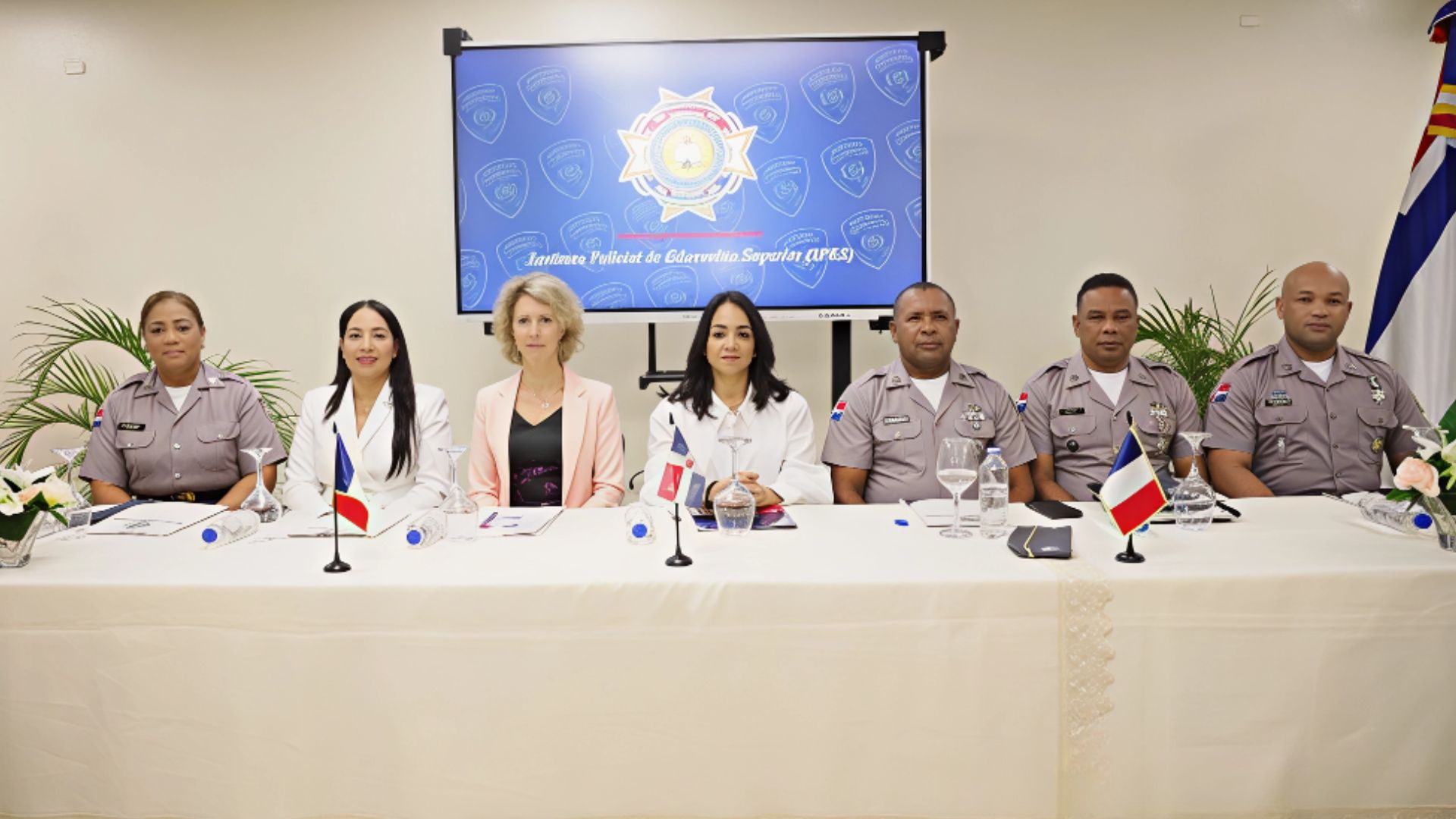 Francia y RD refuerzan cooperación contra la trata de personas