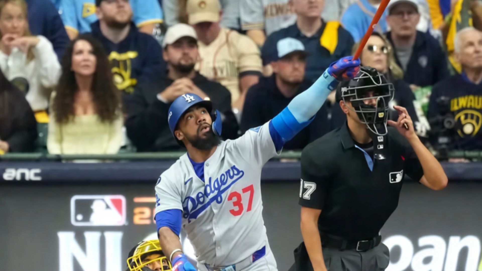 ¿Cómo impactó Teoscar Hernández en la victoria que pone a los Dodgers arriba 2-0 en la Serie de Campeonato?