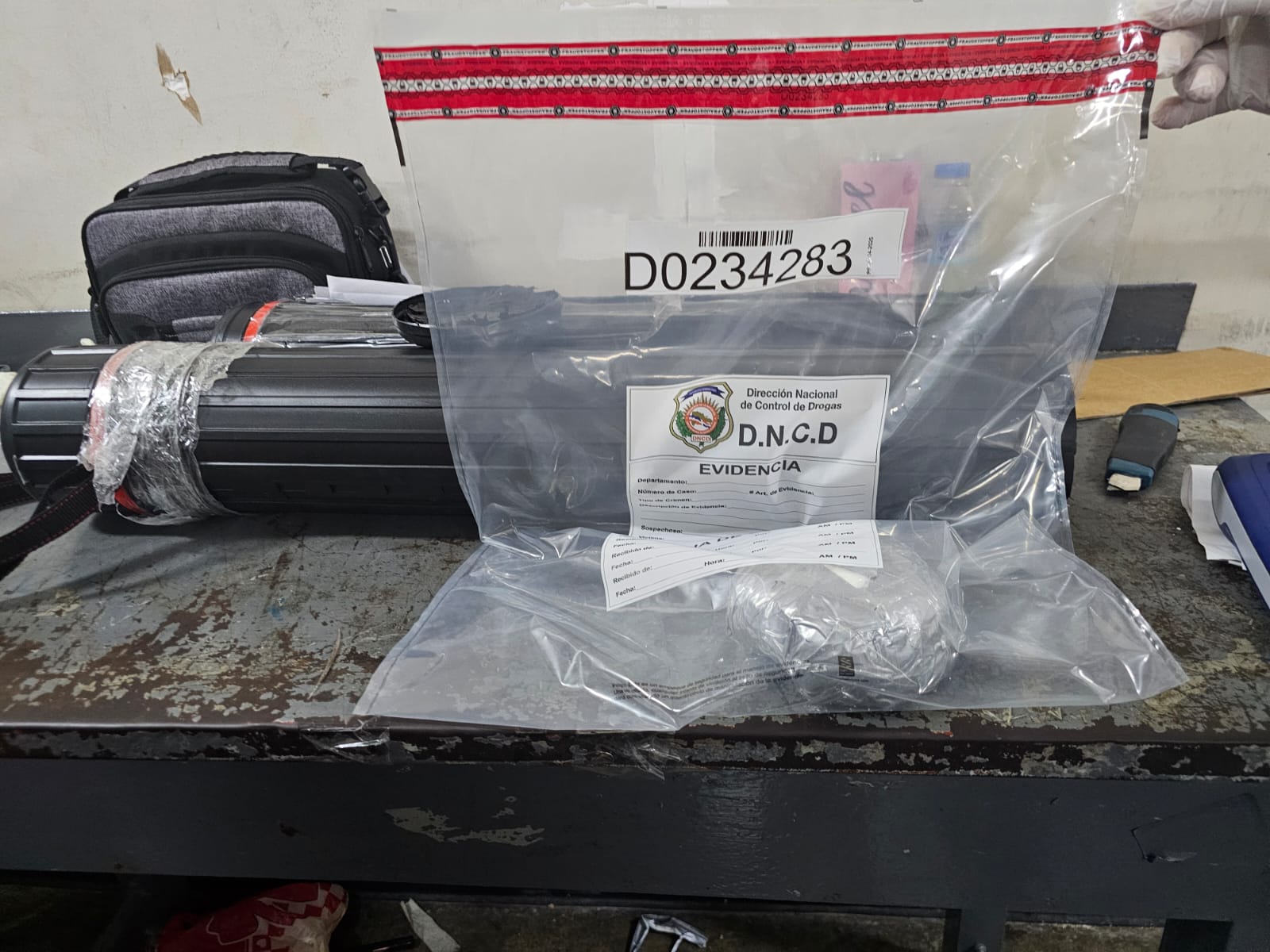 DNCD frustra envío de cocaína oculta en productos de belleza y porta documentos a EE.UU. y Europa