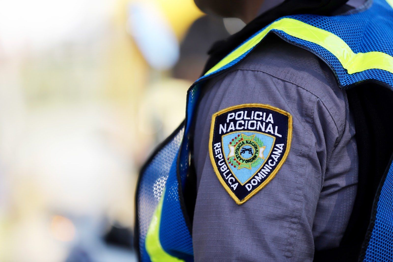 Policías ultimaron a cinco hombres en Santiago habrían intentado borrar evidencias