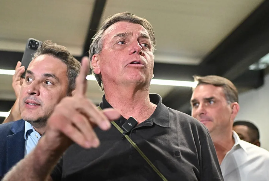 Jair Bolsonaro pierde el cargo y salario de su partido por la condena a prisión