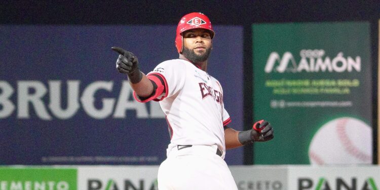 Franchy la saca, remolca tres y anota dos en victoria sobre Licey