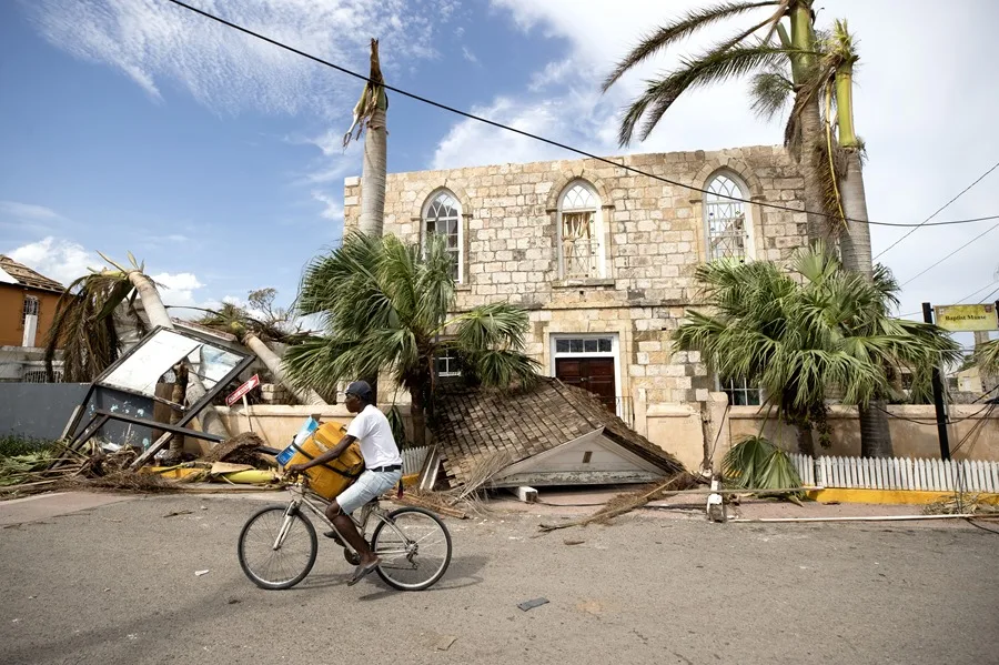 Al menos 75 muertos y daños multimillonarios, el impacto del huracán Melissa en el Caribe