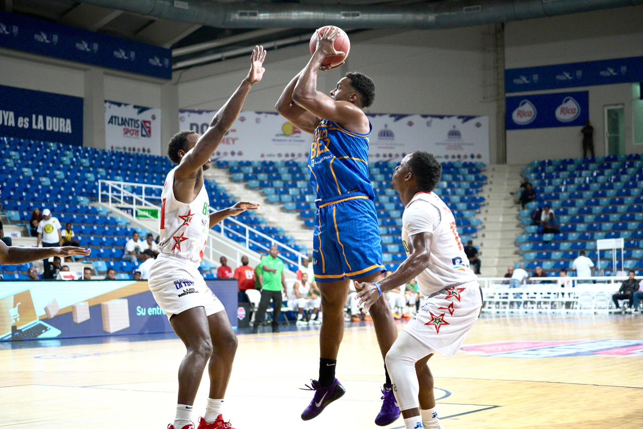 Mauricio Báez clasifica a serie semifinal y le complica el panorama a Bameso