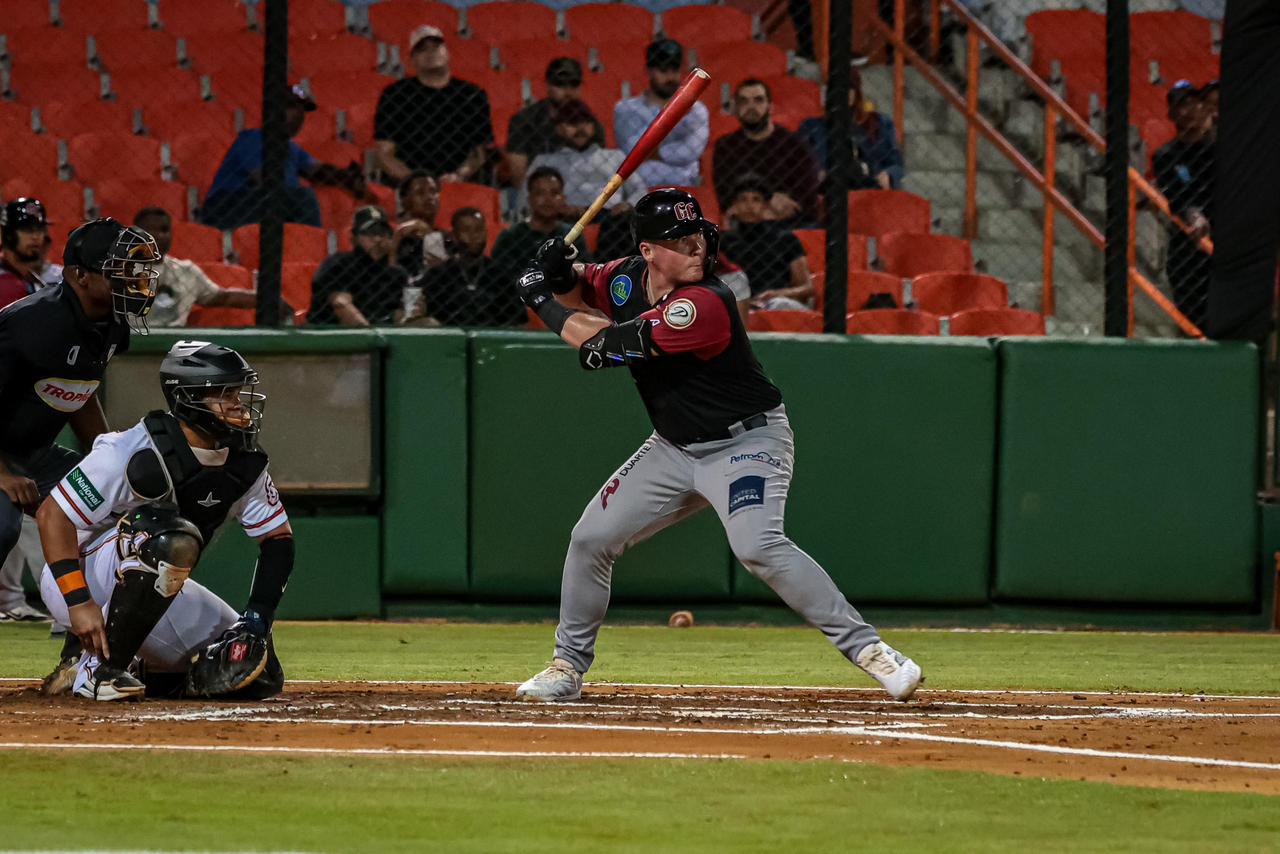 Gigantes ganan maratónico partido ante los Toros
