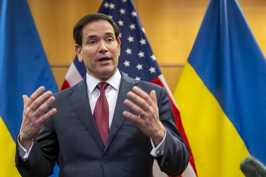 Inicia reunión entre Ucrania y EE. UU. para discutir plan de paz