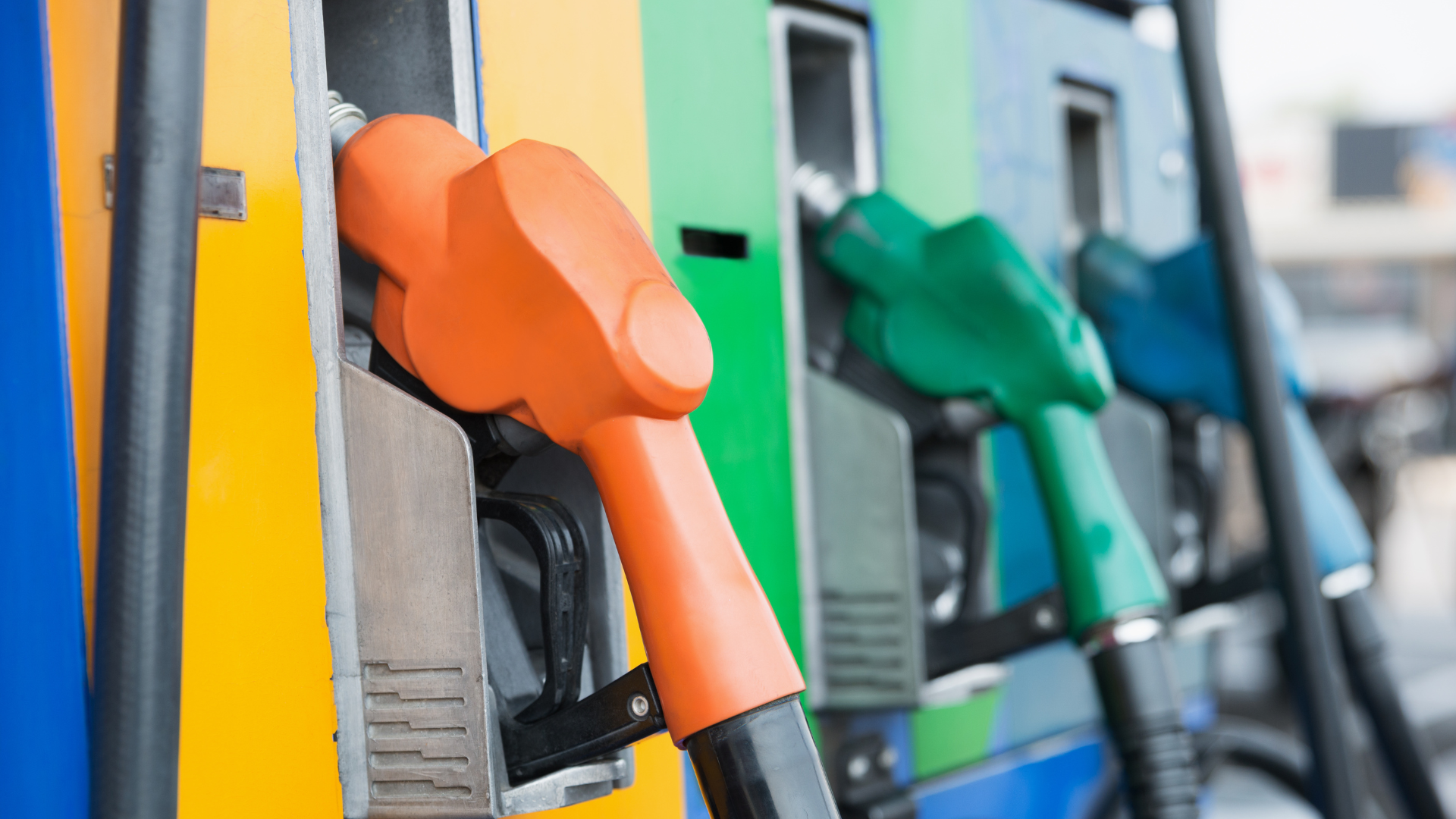 Precios de los principales combustibles se mantienen sin variación esta semana