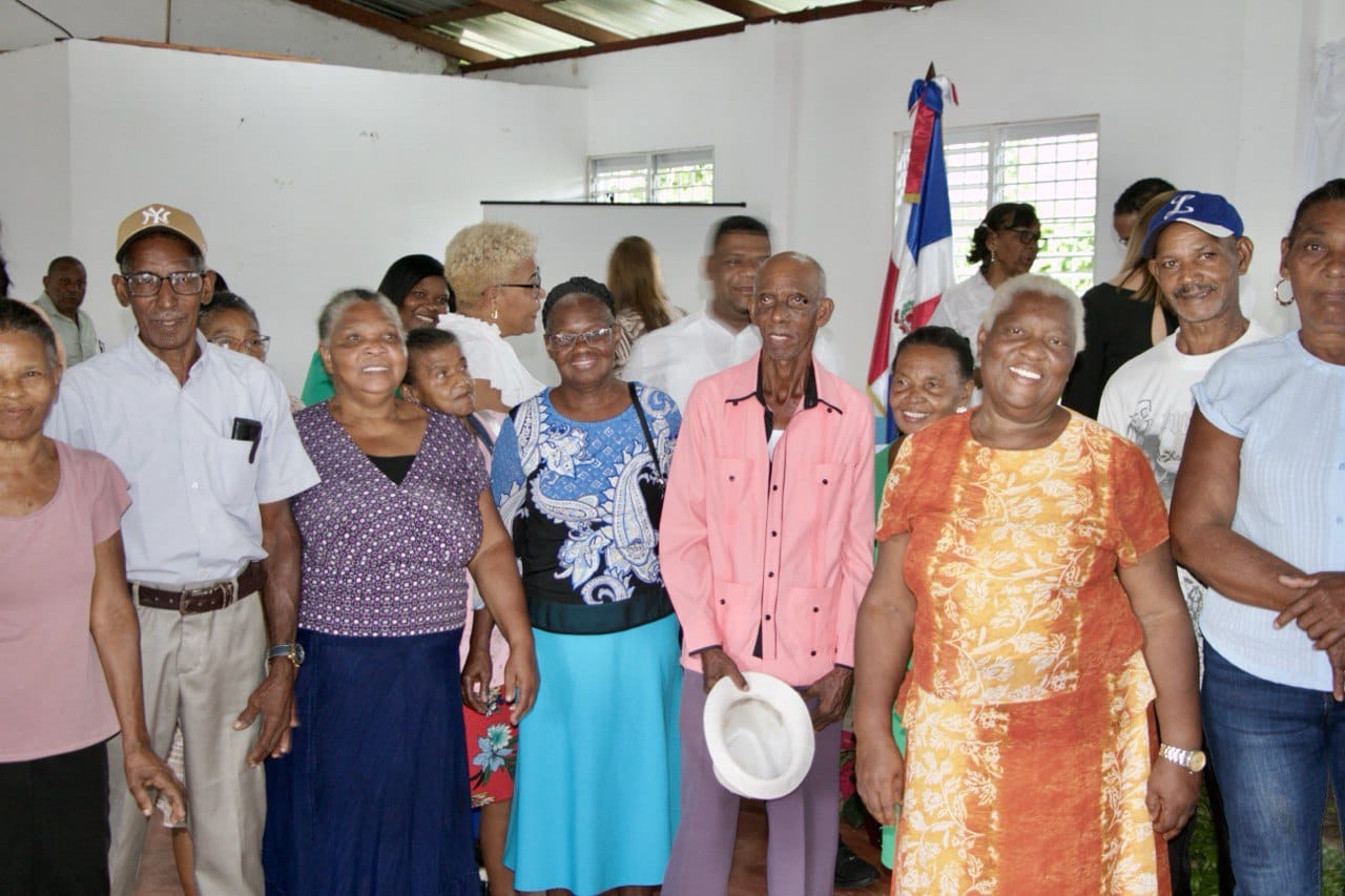 Donan prótesis dentales a 46 adultos mayores en La Cuaba con Programa “Restableciendo Sonrisas´´