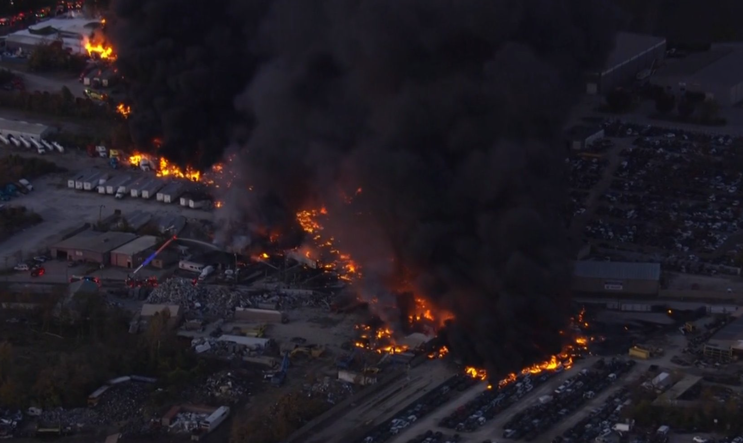 Al menos tres muertos y once heridos en el accidente del avión de UPS en Kentucky