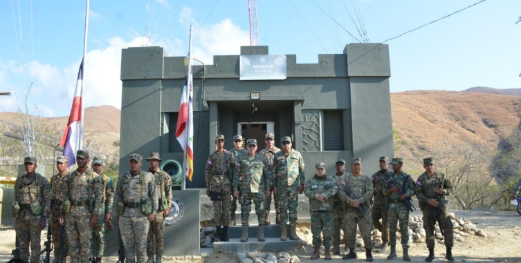 Gobierno asegura que la frontera se mantiene bajo control pese a amenazas de bandas en Haití