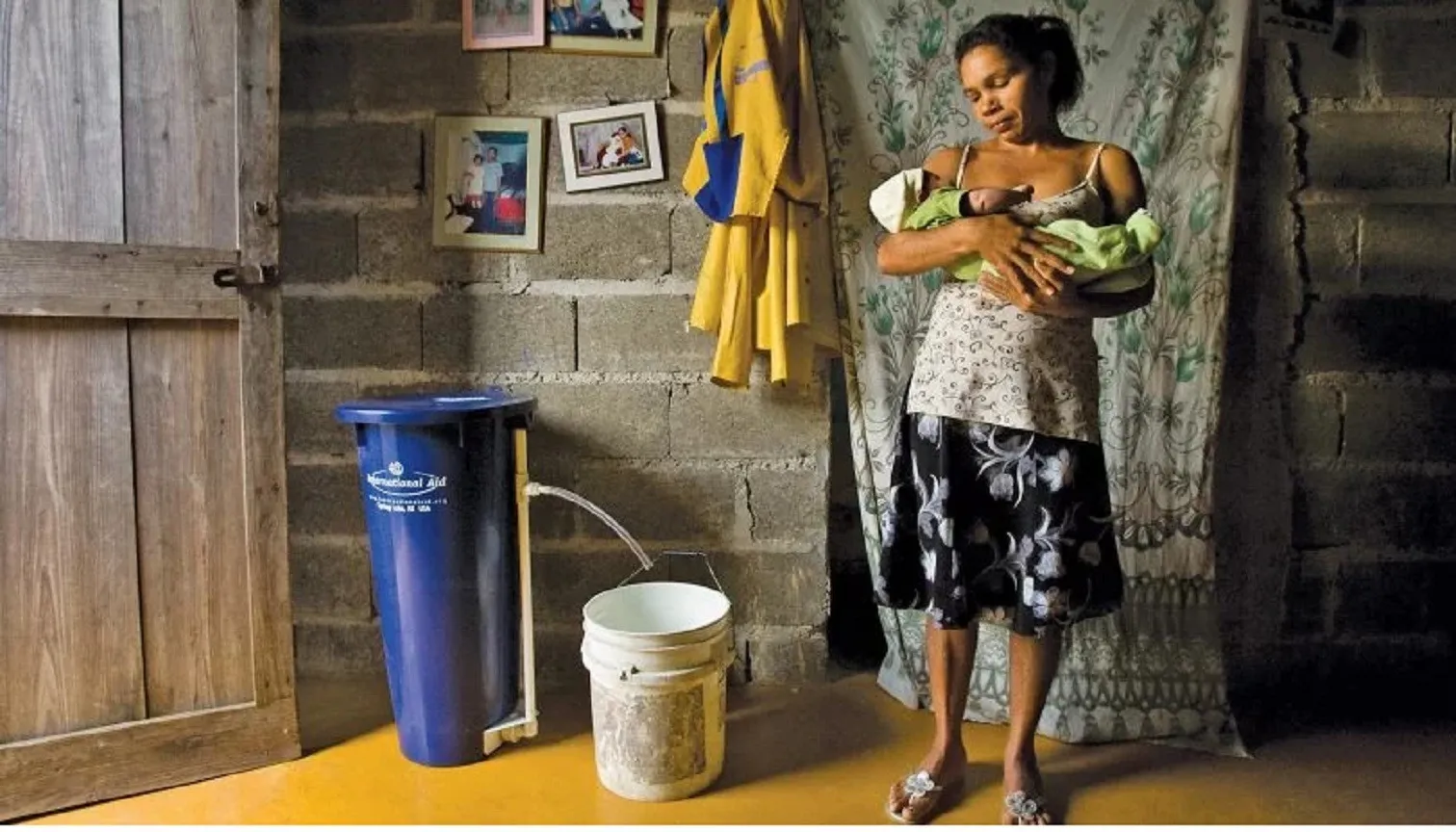 ¿Por qué la pobreza afecta más a las mujeres en RD?